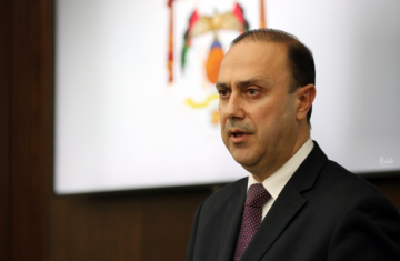 المومني: مشاريع التحديث السياسي والاقتصادي والإداري تمثل رؤية الدولة في مئويتها الثانية