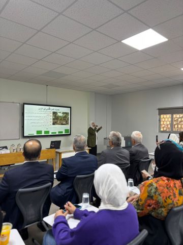 ورشة علمية تبحث تكنولوجيا الفضاء والذكاء الاصطناعي لمواجهة التغير المناخي والأمن الغذائي واستغلال ثرواتنا الطبيعية ورشة علمية تبحث تكنولوجيا الفضاء والذكاء الاصطناعي لمواجهة التغير المناخي والأمن الغذائي واستغلال ثرواتنا الطبيعية