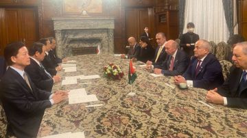 الفايز: الأردن قوي سياسيا وأمنيا لكنه يواجه تحديات اقتصادية الفايز: الأردن قوي سياسيا وأمنيا لكنه يواجه تحديات اقتصادية