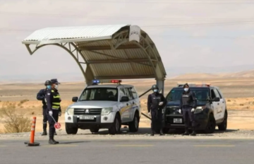 الأردن.. ضبط حافلة تقل 80 راكبا على الصحراوي الأردن.. ضبط حافلة تقل 80 راكبا على الصحراوي