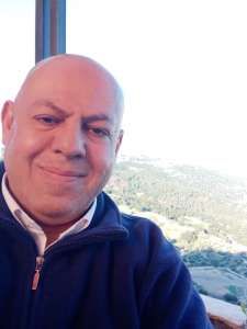 تشهد المملكة هذه الأيام منخفضا حزبيا حادا جدا