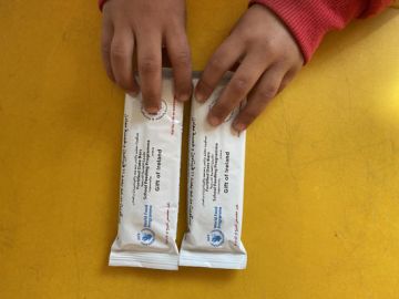 نقص التمويل يهدد توفير وجبات مدرسية لنحو 500 ألف طفل بالأردن