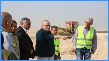 وزير الأشغال يتفقد مشاريع طرق في الكرك وزير الأشغال يتفقد مشاريع طرق في الكرك