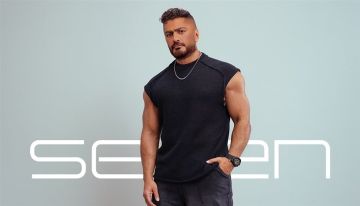 أول ظهور بعد الجراحة .. تامر حسني يحيي حفلا خيريا في قصر عابدين