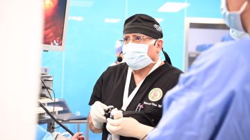 الدكتور محمد خريس الرائد والمطور في جراحة السمنة بالمنظار .. مسيرة حافلة بالعطاء الدكتور محمد خريس الرائد والمطور في جراحة السمنة بالمنظار .. مسيرة حافلة بالعطاء