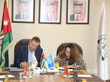 توقيع اتفاقية مشروع حصاد المياه المستدام في الحسينية