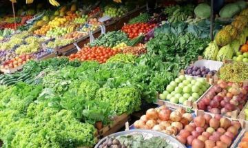 أسعار الخضار والفواكه تتراوح بين 5 و130 قرشا
