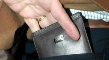 الأردن.. القبض على سارق محفظة في مأدبا خلال 6 ساعات