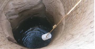 الدفاع المدني ينقذ شخصا سقط داخل بئر في إربد الدفاع المدني ينقذ شخصا سقط داخل بئر في إربد