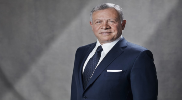 الملك يبحث مع إمبراطور اليابان الشراكة الاستراتيجية بين البلدين