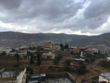 تساقط غزير للأمطار والبرد في عجلون والجهات المعنية ترفع جاهزيتها