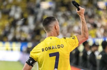 شاهد.. كريستيانو رونالدو يحتفل ويرقص 