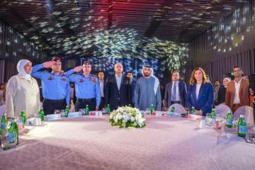 الأمير فيصل يتوج الفائزين في سباق أيلة للدراجات الهوائية الأمير فيصل يتوج الفائزين في سباق أيلة للدراجات الهوائية