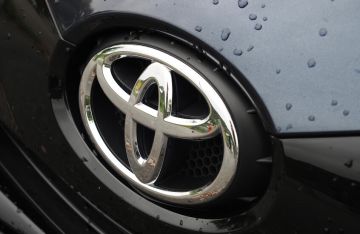 تويوتا تستدعي أكثر من مليون سيارة في الولايات المتحدة تويوتا تستدعي أكثر من مليون سيارة في الولايات المتحدة