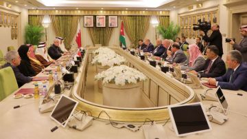 رئيس مجلس الأعيان يبحث مع نظيره البحريني تعزيز العلاقات الثنائية رئيس مجلس الأعيان يبحث مع نظيره البحريني تعزيز العلاقات الثنائية