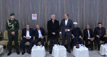 مندوبا عن الملك وولي العهد العيسوي يعزي آل سيف