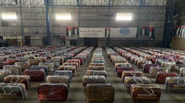 توزيع أغطية شتوية على أسر متضررة ونازحة في قطاع غزة