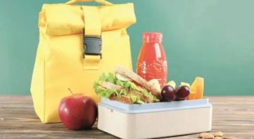 نقص التمويل يهدد بالحرمان من الوجبات المدرسية نقص التمويل يهدد بالحرمان من الوجبات المدرسية