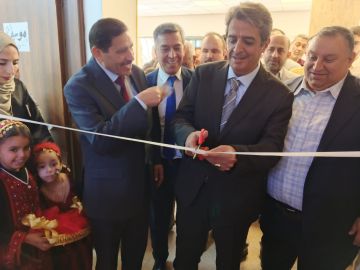وزير الشباب يفتتح مركز تدريب الفنون الجميلة في المفرق وزير الشباب يفتتح مركز تدريب الفنون الجميلة في المفرق