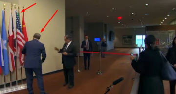 شاهد .. السفير المغربي يحجب العلم الجزائري في أروقة مجلس الأمن