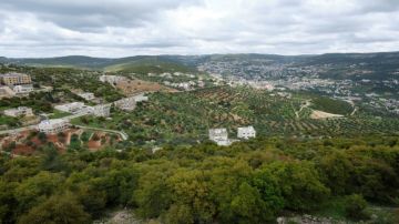 إنجاز 75 من مشاريع موازنة مجلس محافظة عجلون لعام 2025 إنجاز 75 من مشاريع موازنة مجلس محافظة عجلون لعام 2025