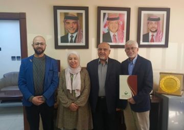 توقيع اتفاقية لتعزيز الوعي المهني في إدارة الألم