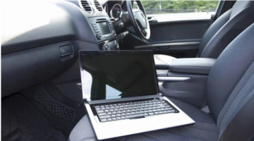 ماذا يحدث عند ترك اللابتوب في السيارة؟ ماذا يحدث عند ترك اللابتوب في السيارة؟