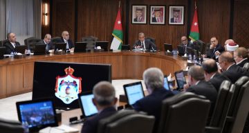 مجلس الوزراء يقر مشروع قانون الموازنة العامة للسنة المالية 2026 مجلس الوزراء يقر مشروع قانون الموازنة العامة للسنة المالية 2026