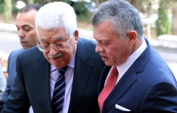 الملك يهنئ عباس بذكرى إعلان استقلال دولة فلسطين الـ37 