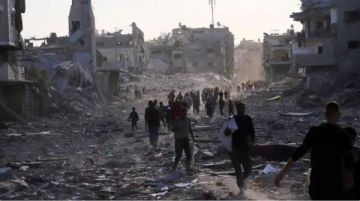 الاحتلال يقصف خان يونس ويفرض حزاما ناريا على شرق غزة الاحتلال يقصف خان يونس ويفرض حزاما ناريا على شرق غزة