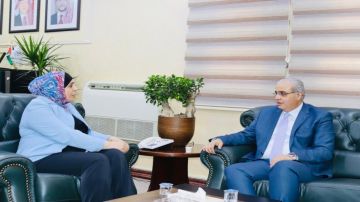 تخفيض أسعار 97 صنفا دوائيا تشمل المضادات الحيوية والسرطان والمناعية