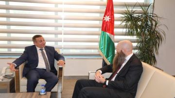 خريسات: يبحث مع السفير الأمريكي تعزيز الشراكة وزيادة الصادرات