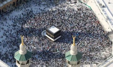 وفاة العشرات من المعتمرين الهنود في حادث مروري بالسعودية وفاة العشرات من المعتمرين الهنود في حادث مروري بالسعودية