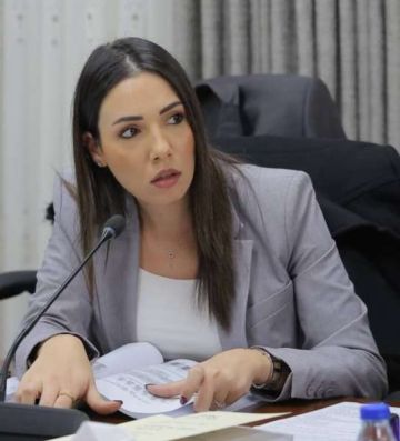 استقالة النائب رند الخزوز من لجنة الشباب احتجاجا على تغييب الانتخاب