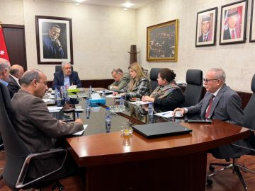 وفد من جماعة عمان لحوارات المستقبل يزور مؤسسة الإذاعة والتلفزيون