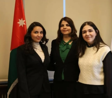 طالبتان تفوزان بالمركز الأول عالميا في الذكاء الاصطناعي التوليدي طالبتان تفوزان بالمركز الأول عالميا في الذكاء الاصطناعي التوليدي