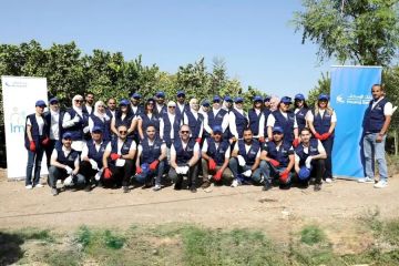 فريق إمكان الإسكان يشارك في جني محاصيل أشجار مثمرة بالتعاون مع الجمعية العربية لحماية الطبيعة فريق إمكان الإسكان يشارك في جني محاصيل أشجار مثمرة بالتعاون مع الجمعية العربية لحماية الطبيعة