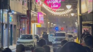 مداهمة أمنية في الرمثا نفذتها الأجهزة الأمنية بحق مطلوبين وخارجين عن القانون