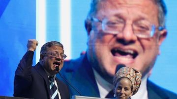 بن غفير يغازل أهالي السويداء بسيارة إطفاء وتدريب 17 شابا