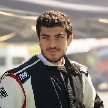 أبو تايه يختتم موسمه في بطولة BMW 318Ti Cup رافعا علم الأردن في أوروبا أبو تايه يختتم موسمه في بطولة BMW 318Ti Cup رافعا علم الأردن في أوروبا