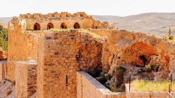 دعوات لتعزيز الهوية السياحية في الكرك ودعم الاستثمار وخلق فرص عمل دعوات لتعزيز الهوية السياحية في الكرك ودعم الاستثمار وخلق فرص عمل