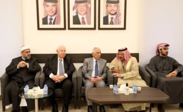 مندوبا عن الملك وولي العهد .. العيسوي يعزي آل السعدون