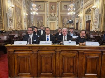 انتخاب رئيس لجنة بلدية الرمثا عضوا في المكتب التنفيذي للجمعية الإقليمية الأورومتوسطية انتخاب رئيس لجنة بلدية الرمثا عضوا في المكتب التنفيذي للجمعية الإقليمية الأورومتوسطية