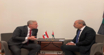 وزير الخارجية يلتقي مع نظيره اللبناني في برشلونة