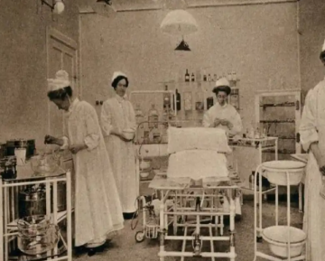 بضع دقائق من الجحيم: تاريخ الجراحة المرعب قبل اكتشاف التخدير والتعقيم