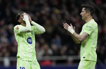 لم أتحدث معه منذ فترة طويلة.. ليفاندوفسكي يثير الجدل بتصريح مفاجئ حول لامين جمال لم أتحدث معه منذ فترة طويلة.. ليفاندوفسكي يثير الجدل بتصريح مفاجئ حول لامين جمال