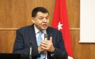 استيتية لطلبة الجامعة الأردنية: نحقق رؤى جلالة الملك وولي العهد في تعزيز مهارات الشباب وإدماجهم في سوق العمل - jo