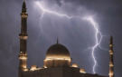 تعرض مسجد في المفرق لصاعقة رعدية