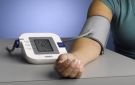 أخطاء شائعة في قياس ضغط الدم.. تؤدي لتشخيص خاطئ وعلاج غير ضروري
