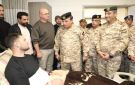 المساعد للعمليات والتدريب يعود مصابي لواء الرمثا .. صور